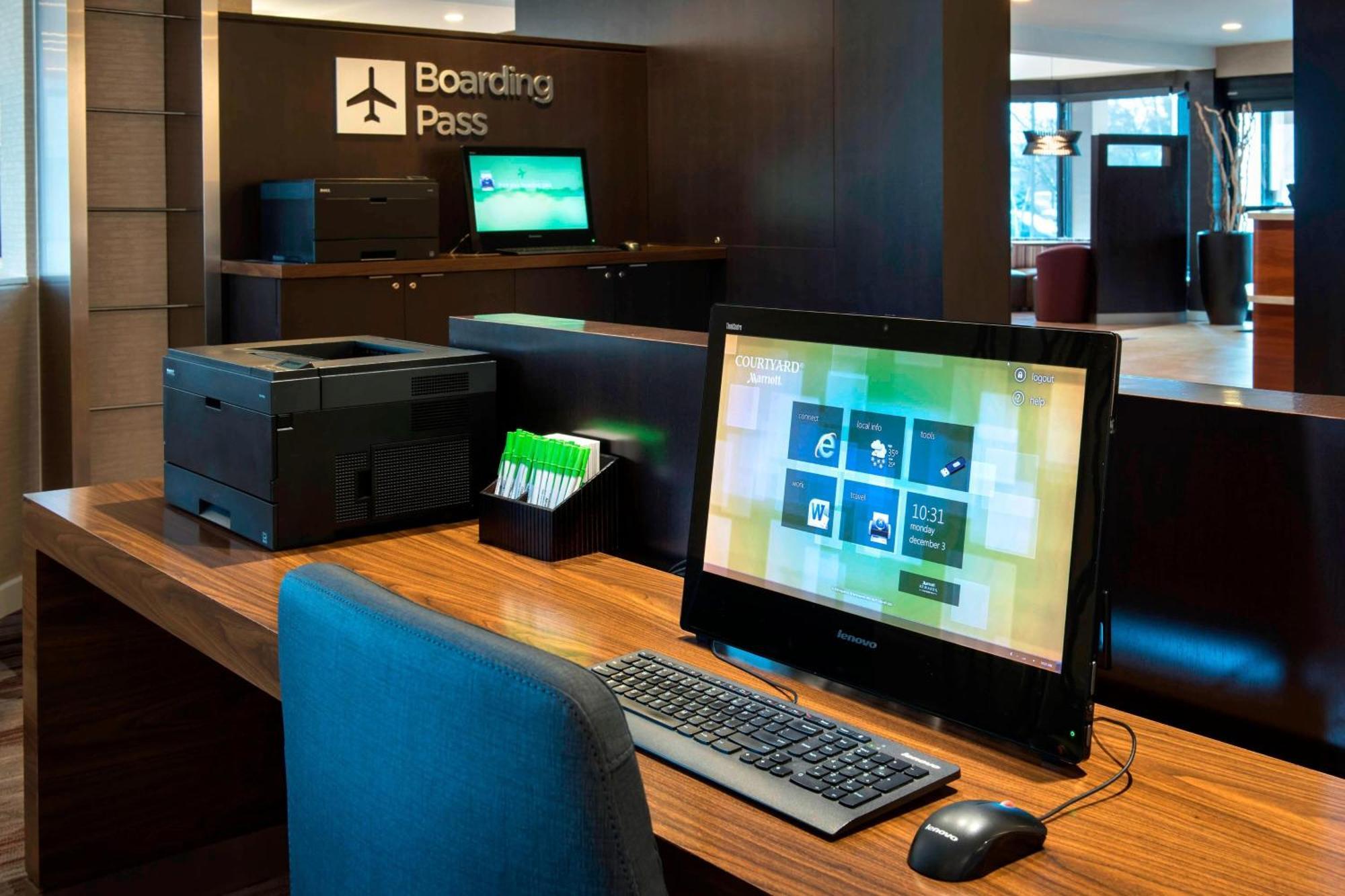 Courtyard By Marriott Chicago Нэпервилл Экстерьер фото